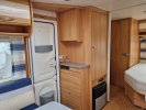 Dethleffs Camper Style 450 DB - Mover - Voortent -  foto: 6