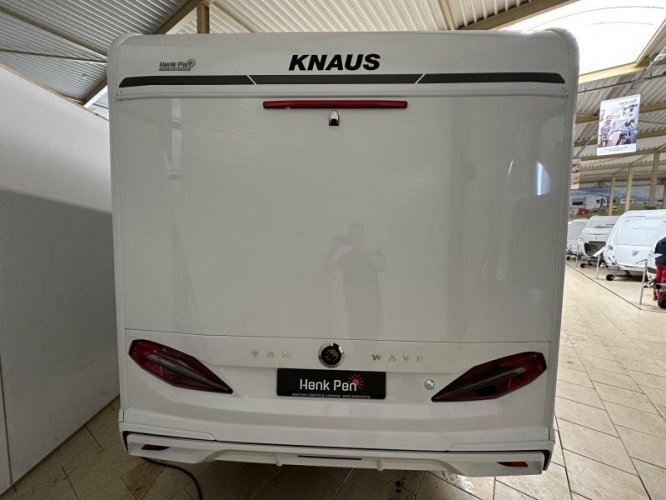 Knaus Van Wave 640 MEG 177 pk automaat / hefbed 