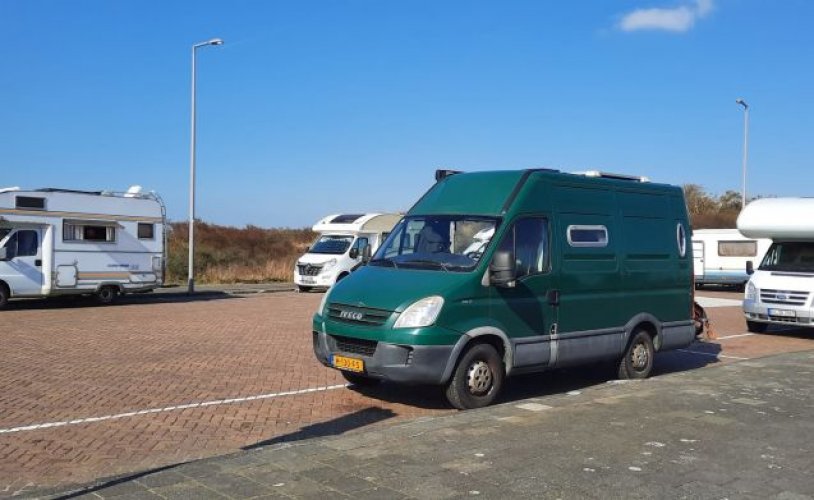 Other 2 pers. Rent an Iveco motorhome in Barneveld? From € 85 pd - Goboony photo: 0
