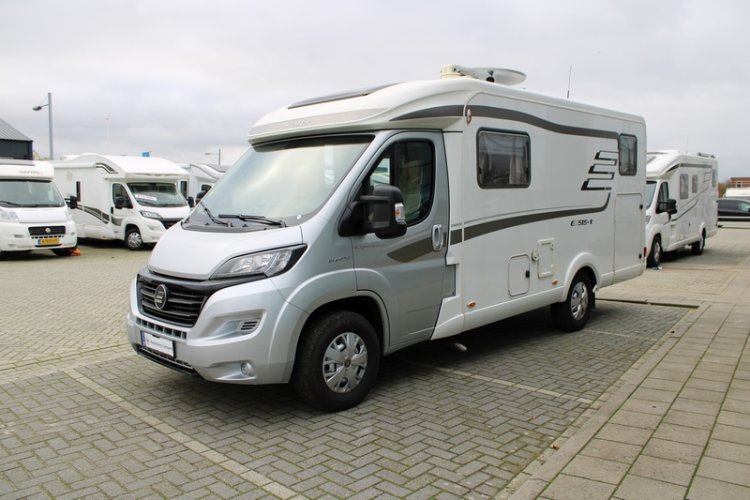 Compact lichtgewicht en smalle Hymer Exsis T 578 Experience enkele bedden (53  foto: 6