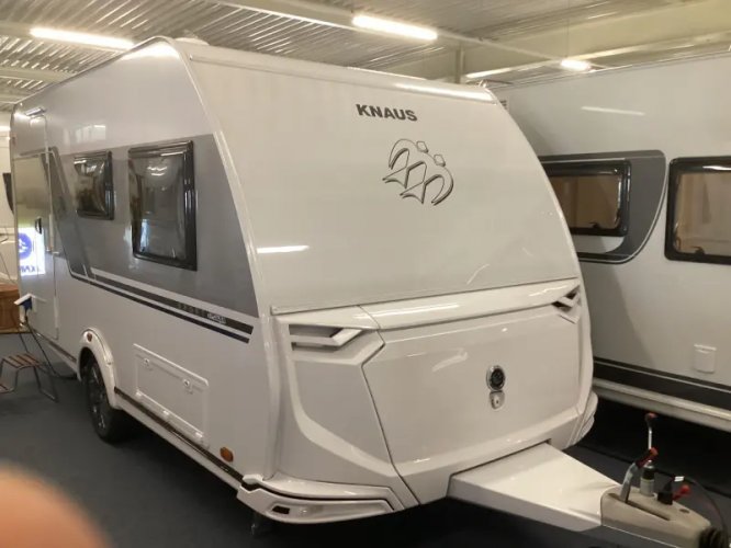 Knaus Sport E-Power Selection 420 QD  foto: 17