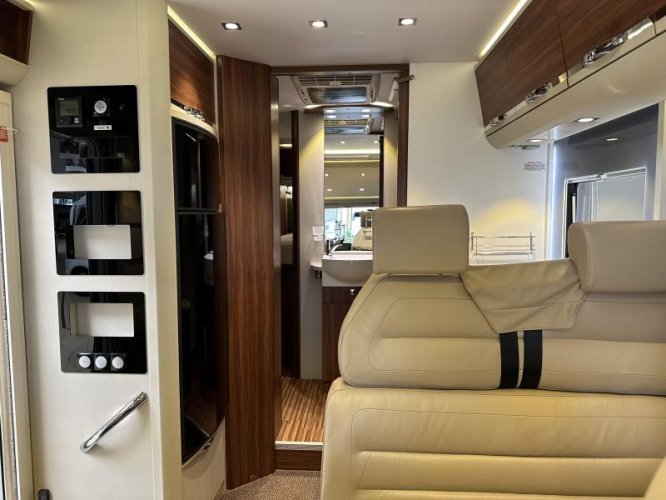 Adria Sonic I 700 SBC queensbed | autom | ACTIE  foto: 21