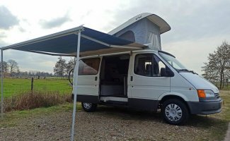 Gué 4 pers. Louer un camping-car Ford à Utrecht ? À partir de 73 € par jour - Goboony
