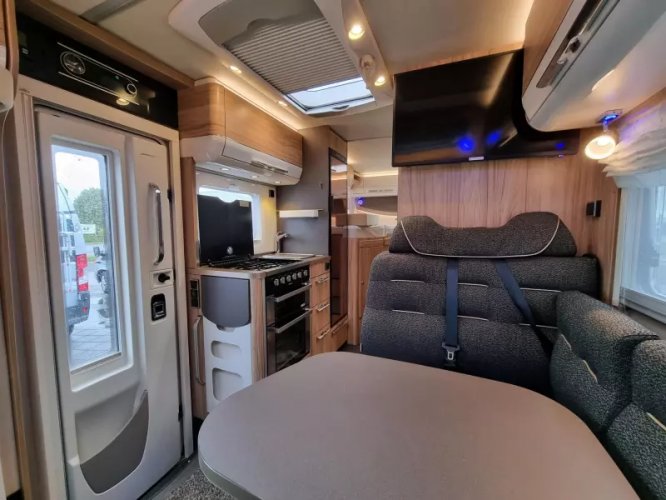 Hymer ML-T 570 luxe keuken Sat Cam  foto: 14