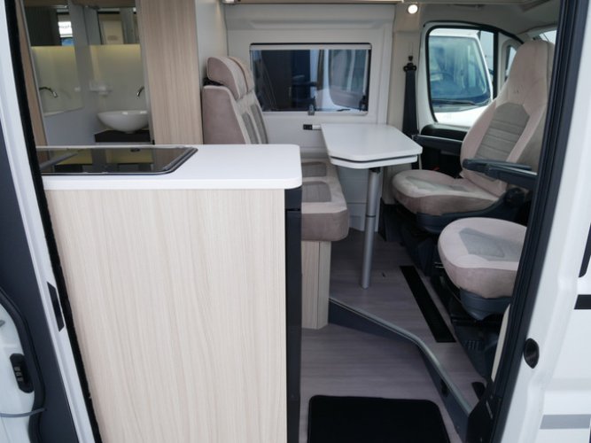 Adria Twin Axess 540, Compacte Buscamper!! foto: 7