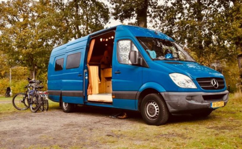 Mercedes Benz 5 pers. Rent a Mercedes-Benz camper in Havelte? From € 85 pd - Goboony photo: 0