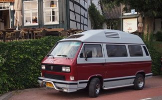 Volkswagen 4 pers. Volkswagen camper huren in Nijverdal? Vanaf € 97 p.d. - Goboony