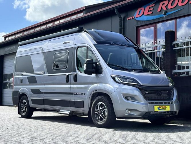 Adria Twin Supreme 600 SPB Automaat - Uit voorraad 