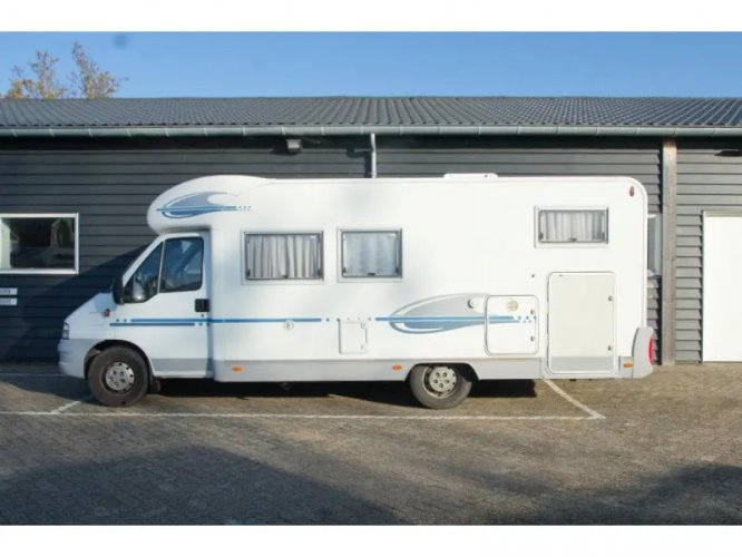 Adria Coral 660 SL halfintegraal camper 