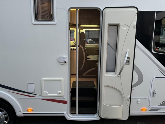 Challenger Sirius 2098 Queensbed-Hefbed-2x Airco foto: 20