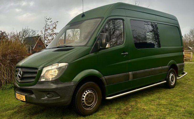 Mercedes-Benz 2 pers. Mercedes-Benz camper huren in Alkmaar? Vanaf € 139 p.d. - Goboony