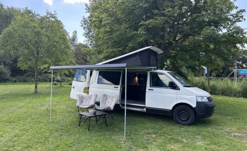 Volkswagen 3 pers. Louer un camping-car Volkswagen à Alphen aan Den Rijn? À partir de 87 € pj - Goboony photo : 0