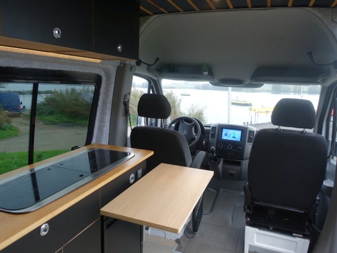 Mercedes Benz Sprinter