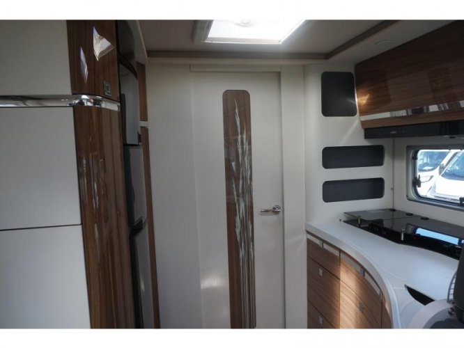 Eura Mobil Integra 890 QB !!VERKOCHT!!  foto: 17