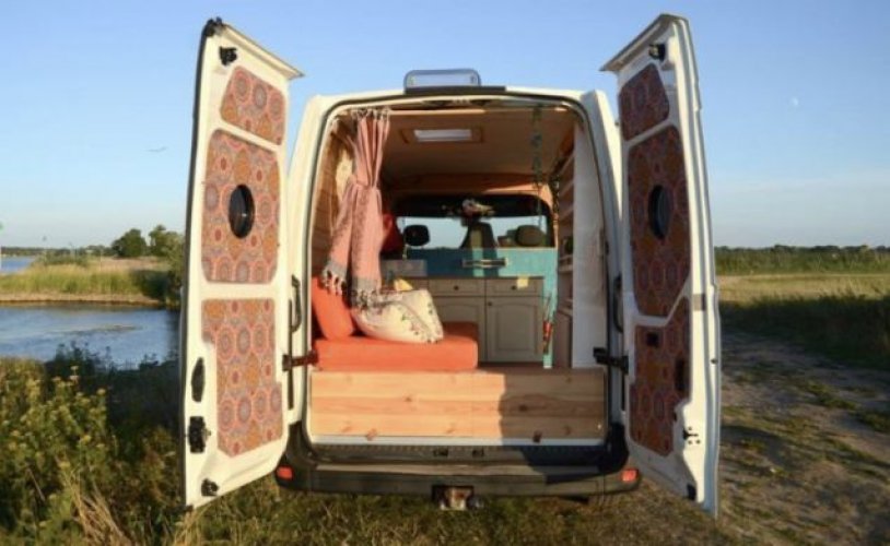 Renault 2 pers. Rent a Renault camper in Joure? From € 78 pd - Goboony photo: 0