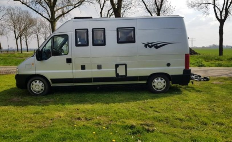 Pössl 2 pers. Rent a Possl motorhome in Ede? From € 87 pd - Goboony photo: 1