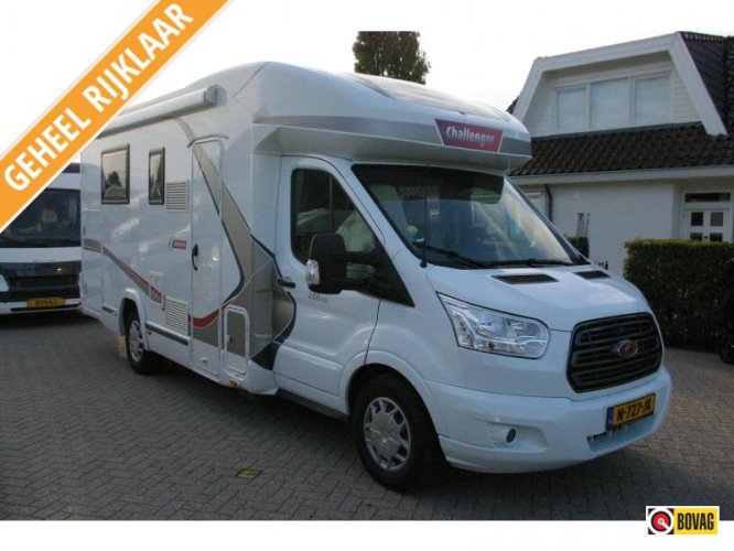 Challenger Genesis 288 EB Queensbed, top indeling.  hoofdfoto: 1