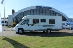 Adria Coral S 670 SLT , Halve-dinette, zijbank ,  2 draaistoelen, enkele-bedden- laag , airco, Bj. 2010 Marum ( Groningen ) foto: 41