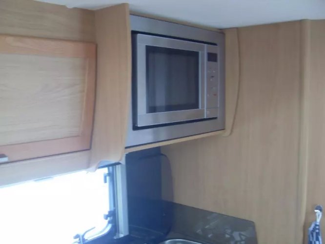 Elddis Odyssey 462 met Mover  foto: 6