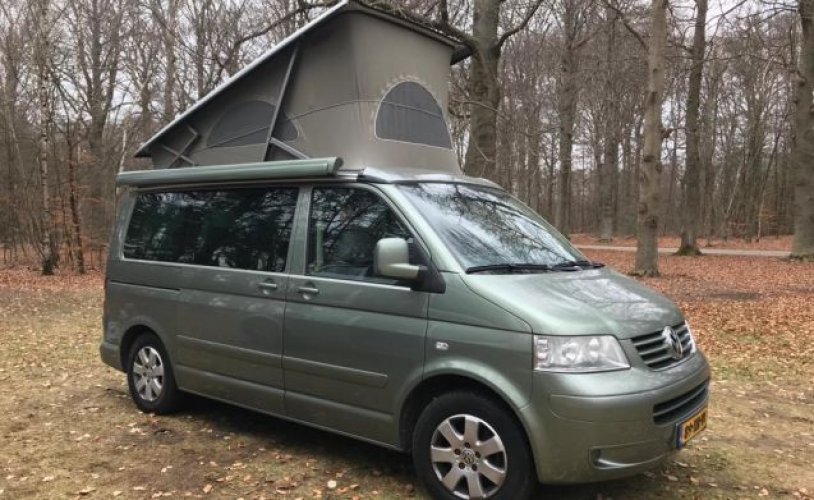 Volkswagen 4 pers. Volkswagen camper huren in Hilversum? Vanaf € 109 p.d. - Goboony