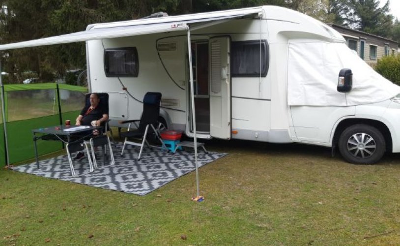 Other 2 pers. Rent a Home Car camper in Kortgene? From € 120 pd - Goboony photo: 1