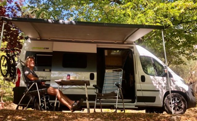 Hymer 2 pers. Rent a Hymer motorhome in Schoorl? From € 103 pd - Goboony photo: 0