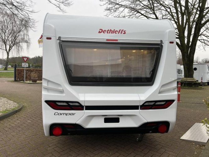 Dethleffs Camper 470 ER Enkele bedden en Ron 