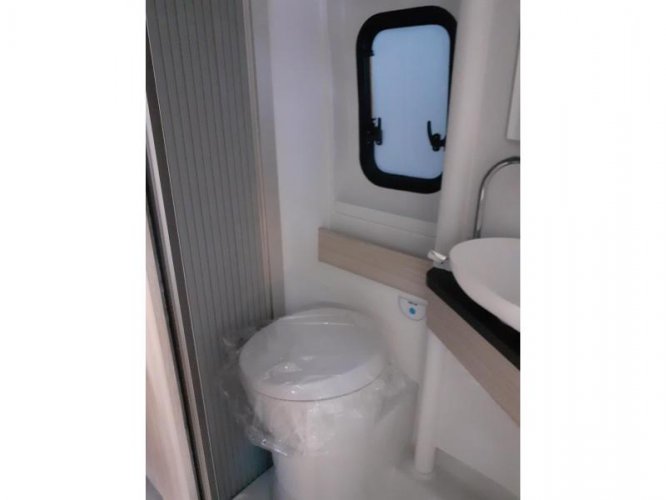 Adria Twin Plus 640 SLB Gratis Busbiker twv 2875,  foto: 14