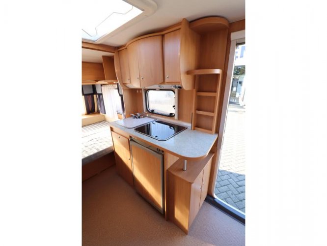 Bürstner Ventana 465 TS Voortent | Mover | 2003  foto: 6