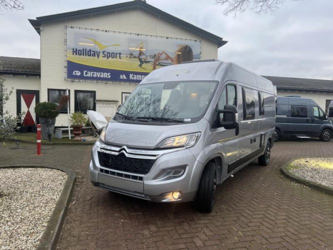 Roadcar R 600 RUIME KEUKEN NIEUW 