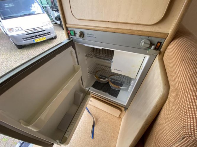 Butler Butler 520 CM Minie camper airco hefdak  foto: 15