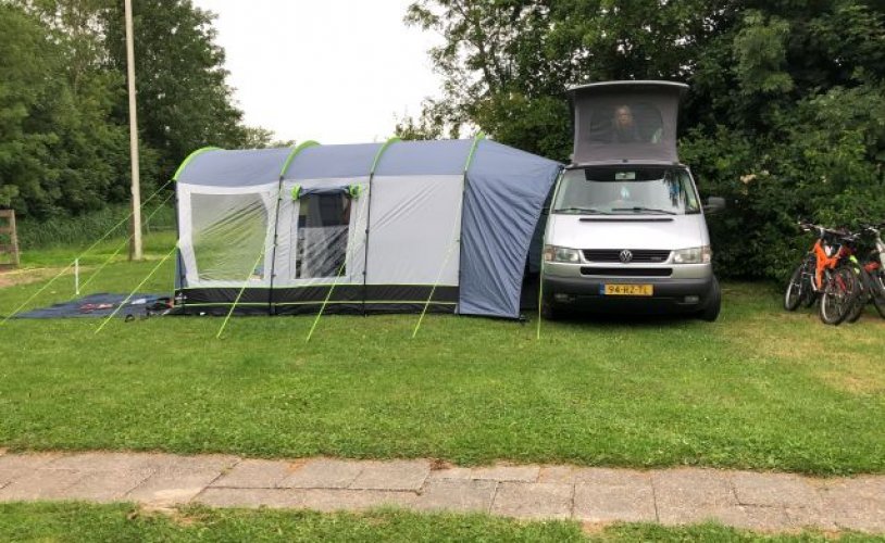 Volkswagen 4 pers. Volkswagen camper huren in Utrecht? Vanaf € 78 p.d. - Goboony foto: 0