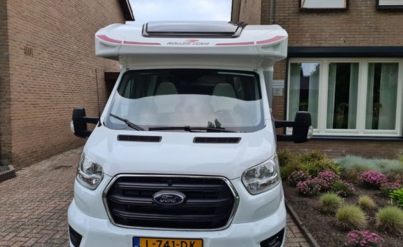 Roller Team 4 pers. Would you like to rent a Roller Team camper in Nederweert-Eind? From €97 per day - Goboony photo: 0