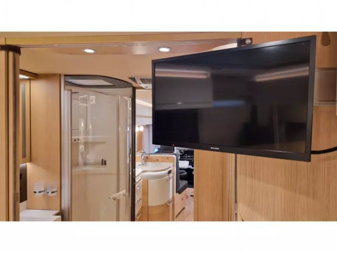 Hymer BML Master Line 880 met alle denkbare opties!  foto: 7