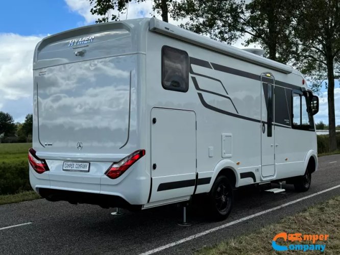 Hymer BMC-I White Line 600 Lengte bedden / Automaat 