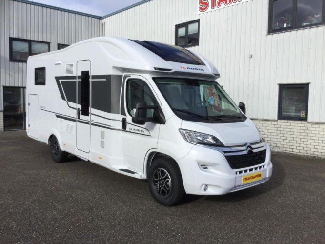 Adria Coral 650 DL Actie! 165pk vloerve 