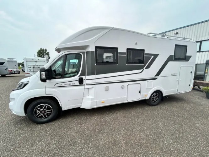 Adria Coral Plus 670 DL Gratis acc. twv € 5.500,- 