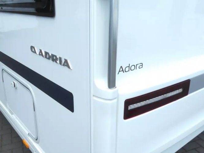 Adria Adora 542 UL Lengtebedden / Airco 2024  foto: 8