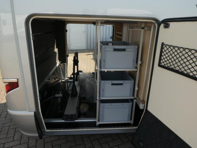 Hymer BML-T 780 E&amp;P LEVELSYSTEEM!!! foto: 13