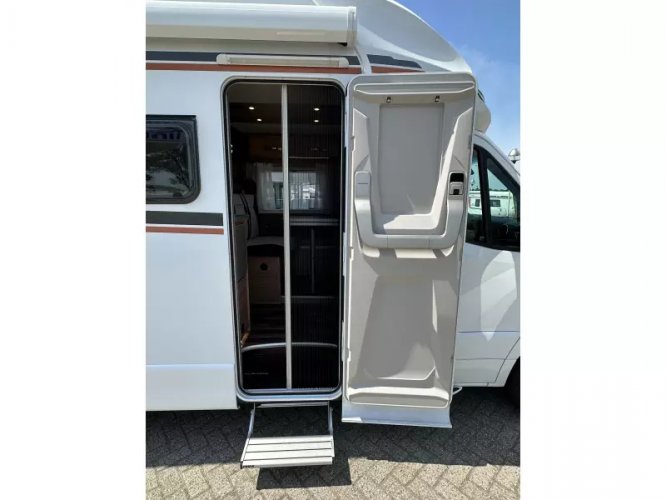 Weinsberg CaraCompact Suite MB 640 MEG SUPERKORTING | VLOE 