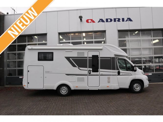 Adria Coral Axess 650 dl hoofdfoto: 1