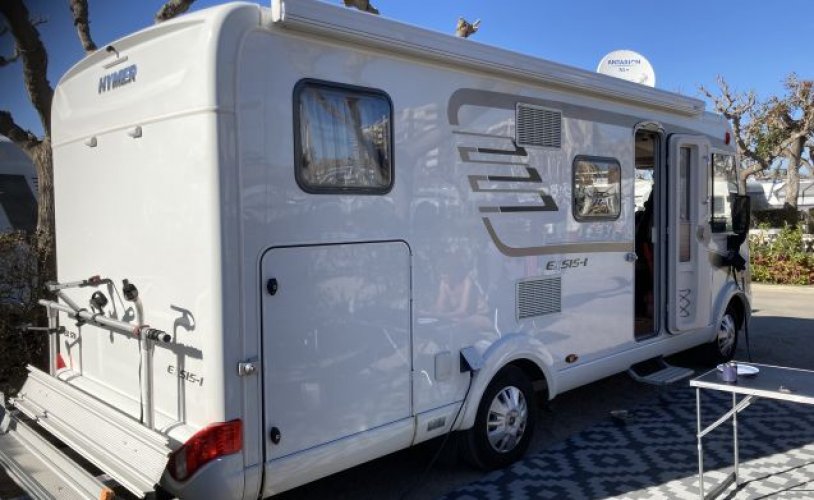 Hymer 2 pers. Rent a Hymer motorhome in Alkmaar? From € 109 pd - Goboony photo: 0