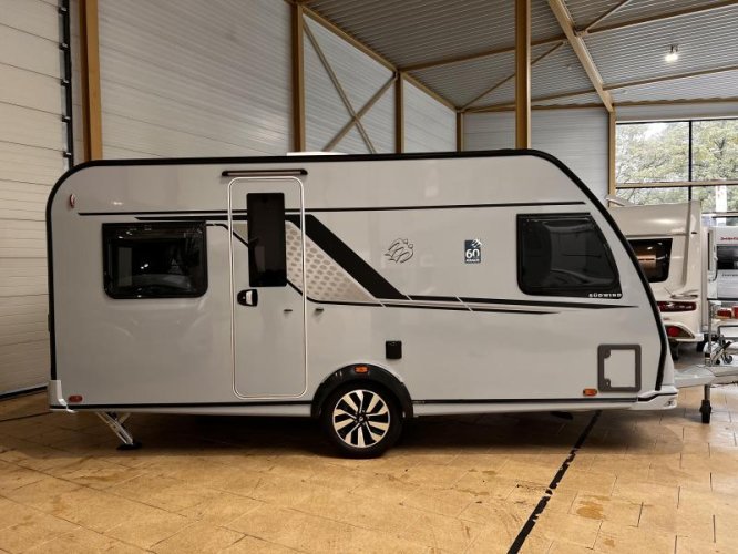 Knaus Sudwind 60 Years 450 FU vloerverwarming | ACTIE  foto: 1