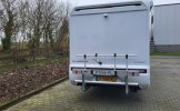 Adria Mobil 3 pers. Louer un camping-car Adria Mobil à Schagerbrug? A partir de 156 € pj - Goboony photo : 3