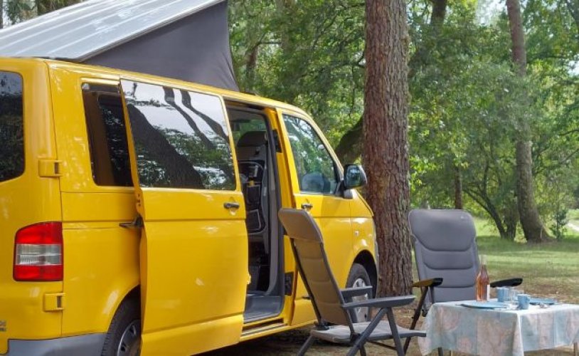 Volkswagen 2 pers. Louer un camping-car Volkswagen à Beuningen ? A partir de 73 € pj - Goboony photo : 0