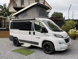 Hymer Sydney 495 4 Slaapplaatsen 4.95 