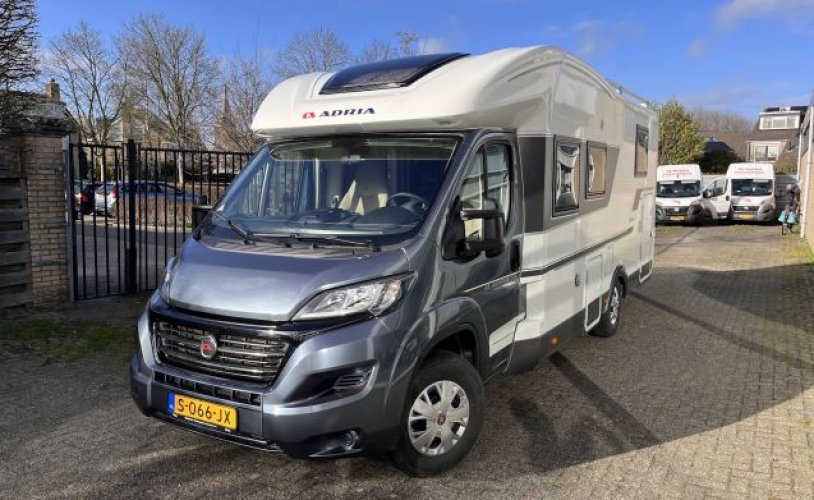 Adria Mobil 4 pers. Do you want to rent an Adria Mobil motorhome in Maarssen? From € 115 pd - Goboony photo: 0