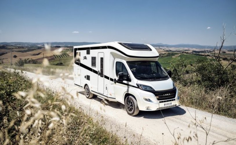 Laika 2 pers. Rent a Laika motorhome in Nuenen? From € 139 pd - Goboony photo: 0