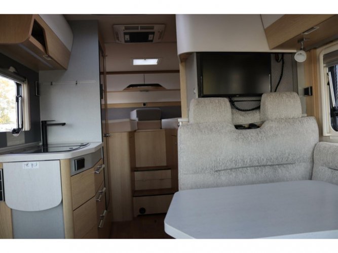 Hymer BMC-I 580 Automaat | Hefbed | Omvormer | Dakairco | Zonnepaneel | SLC AL-KO Chassis | foto: 9