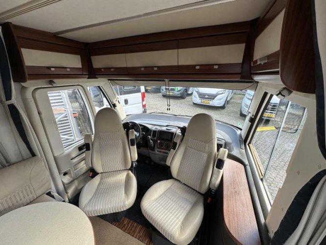 Hymer B 614 SL - ZONDER HEFBED  foto: 11